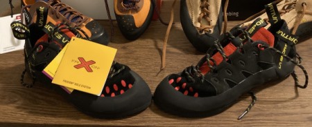 Die Sportlichen Schuhe Black Poppy Tarantulace